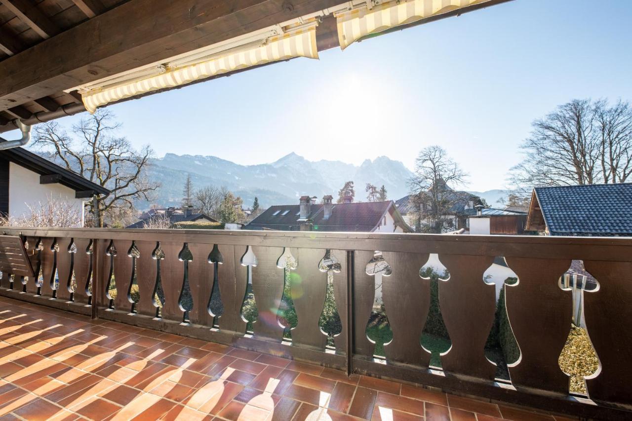 Aussicht Apartment Garmisch-Partenkirchen Ngoại thất bức ảnh