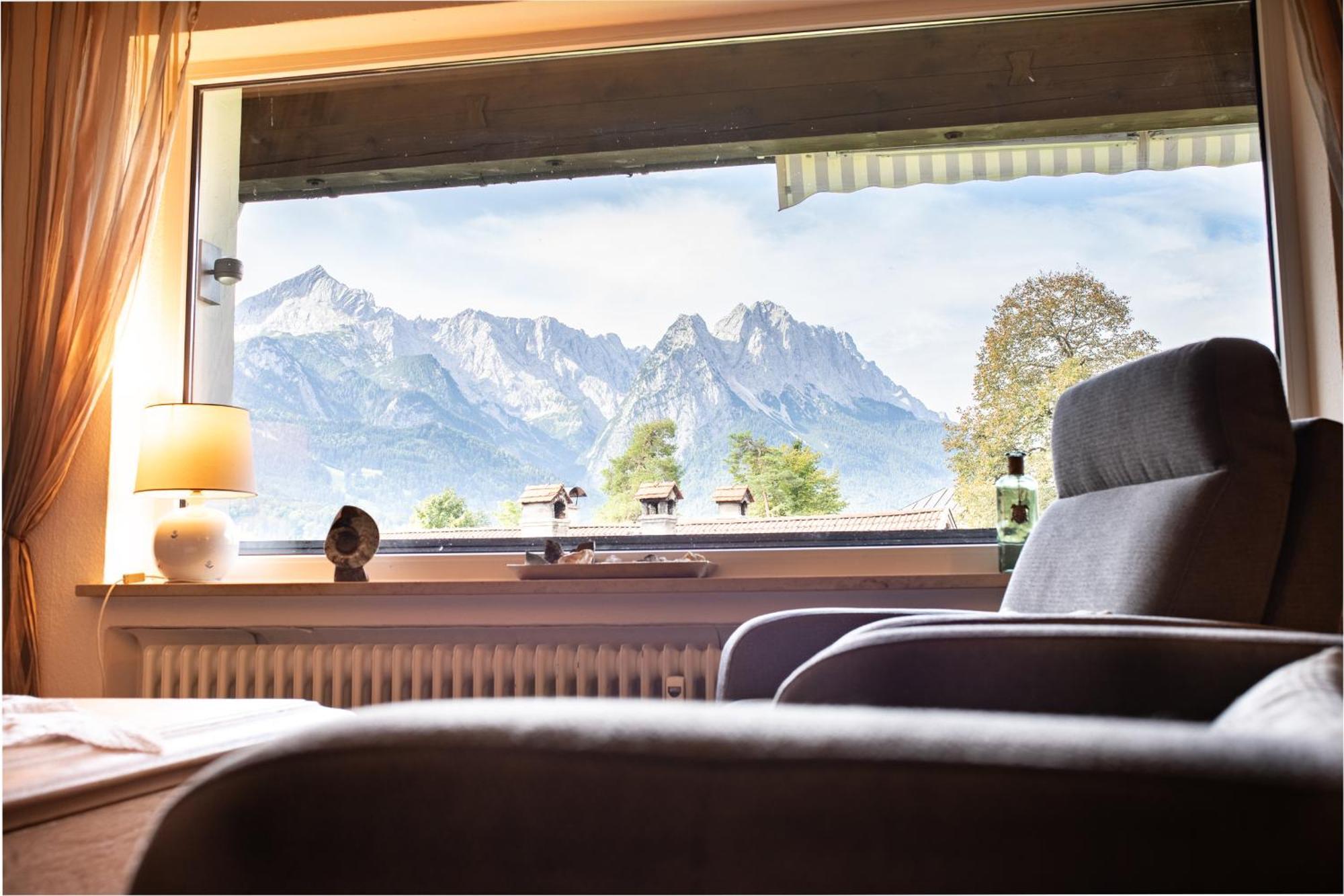 Aussicht Apartment Garmisch-Partenkirchen Ngoại thất bức ảnh